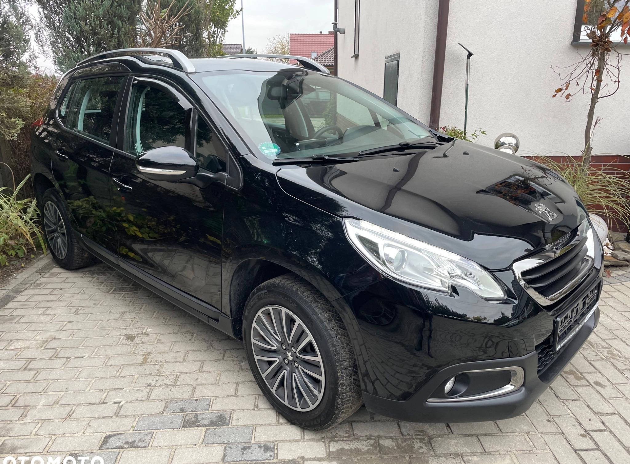 Peugeot 2008 cena 36700 przebieg: 140000, rok produkcji 2016 z Jarocin małe 172